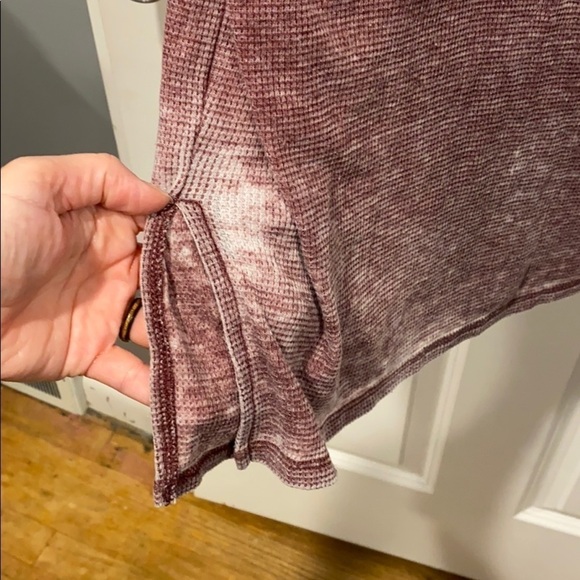 AEO Oversized Distressed Waffle Knit Henley - Picture 8 of 11